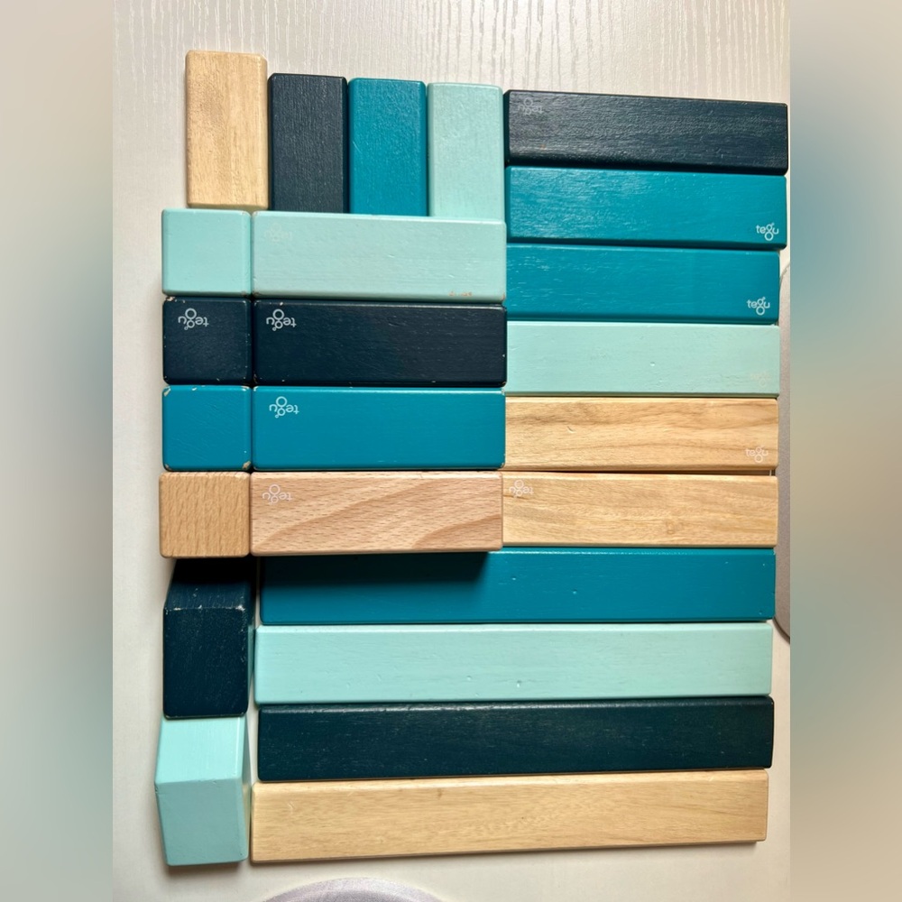 *** SOLD *** Tegu Blues 24 Piece Magnetic Block Set with 8 Wheels